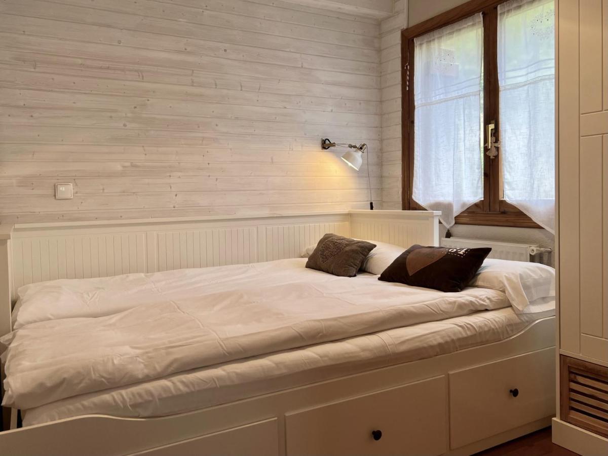 Musales ☆ Apartamento para 4 personas con ascensor Apartment Sallent De Gallego Bagian luar foto